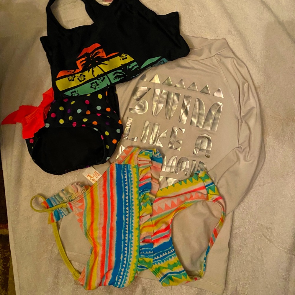 Swimsuit 7/8